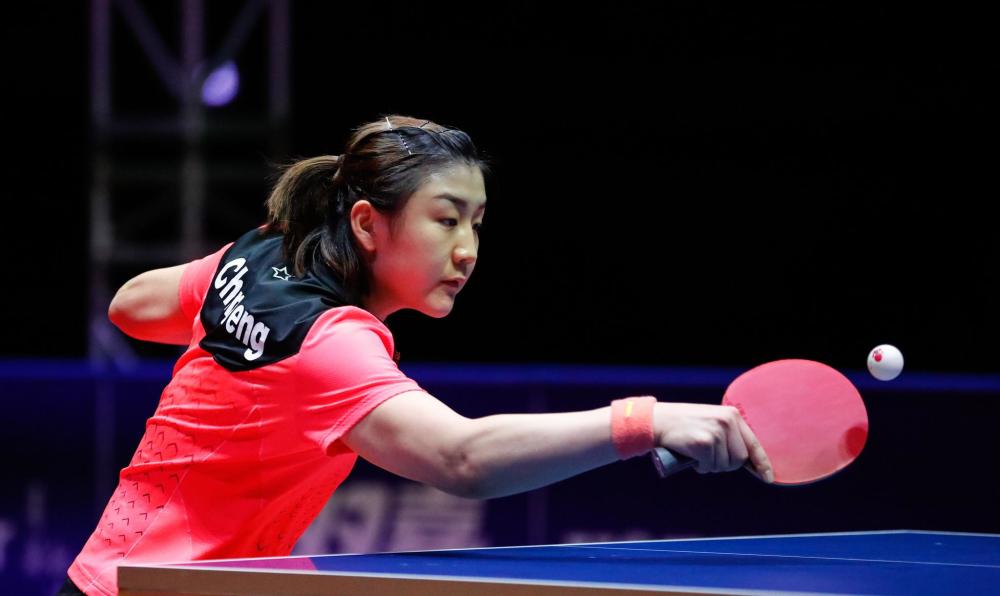 而石宇奇依 而石宇奇依