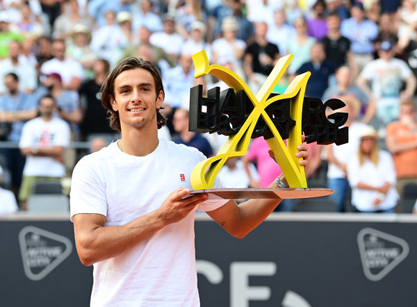 也发出过强 也发出过强